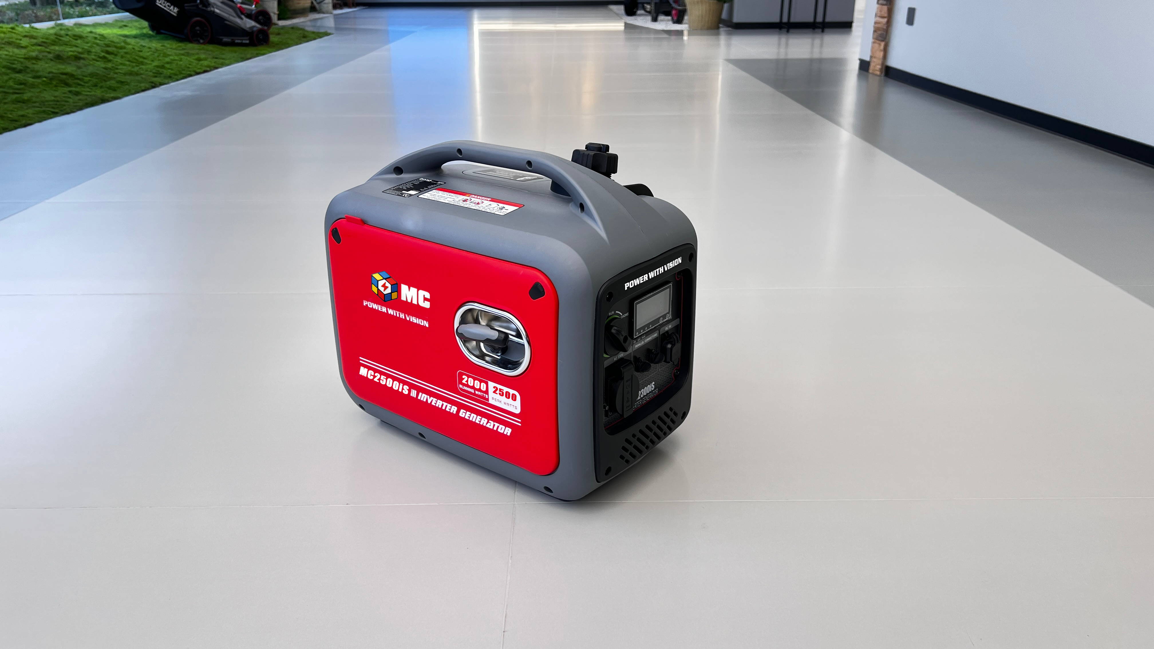 D2300iS silent inverter generator